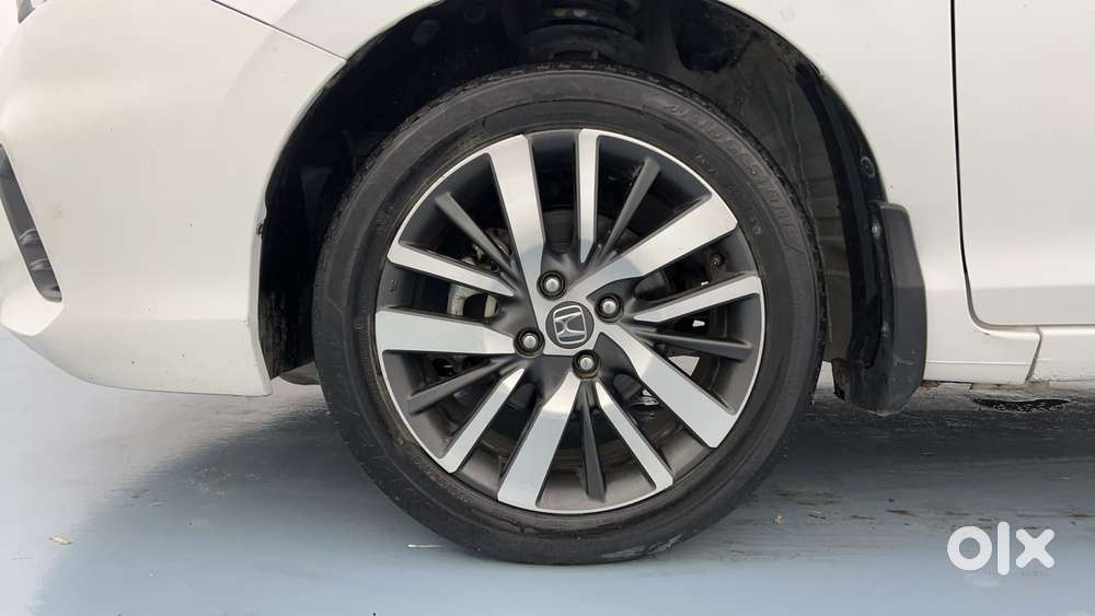 Honda City 1.5 Zx I-vtec Mt, 2023, Petrol