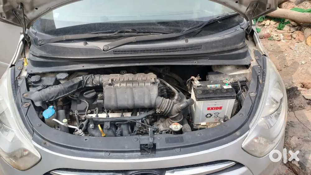 Hyundai I10 Sportz 2012