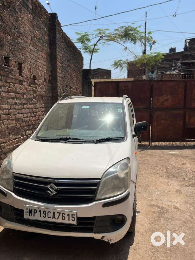 Maruti Suzuki Wagon R 2013 Petrol Well Maintained