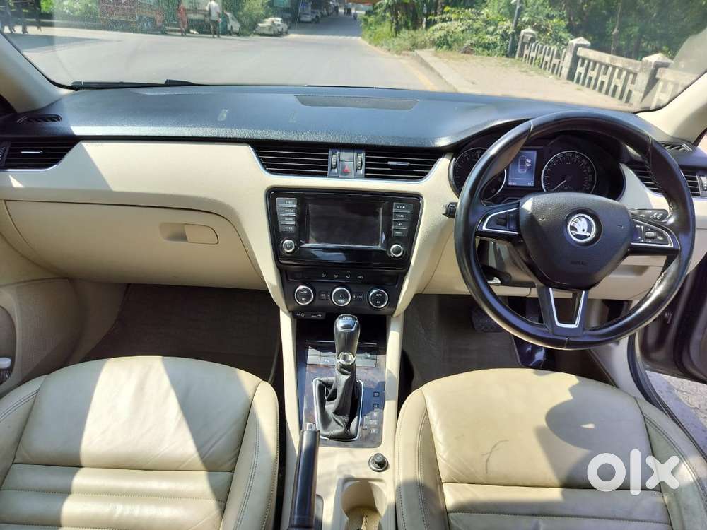 Skoda Octavia 2013-2017 Style Plus 1.8 Tsi At, 2016, Petrol