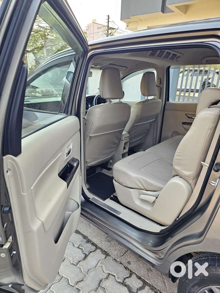 Maruti Suzuki Ertiga 2018-2022 1.4 Zxi Plus Shvs, 2021, Petrol