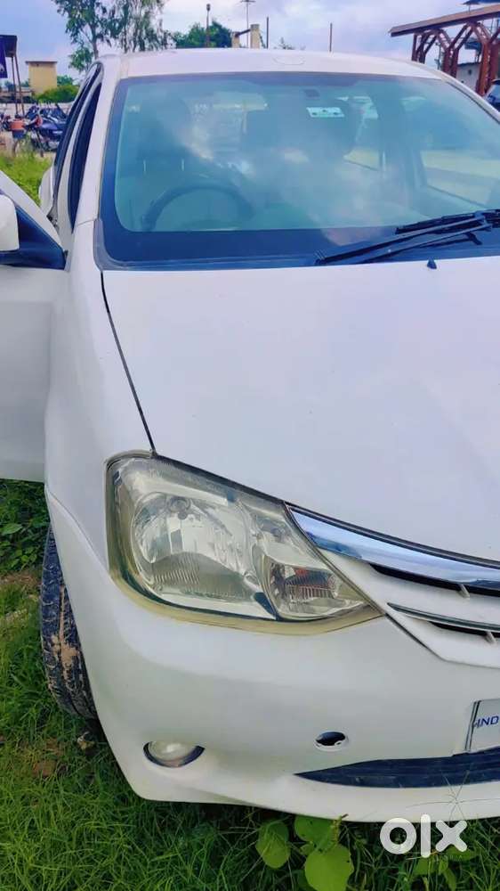 Toyota Etios 2013 Cng & Hybrids 85000 Km Driven