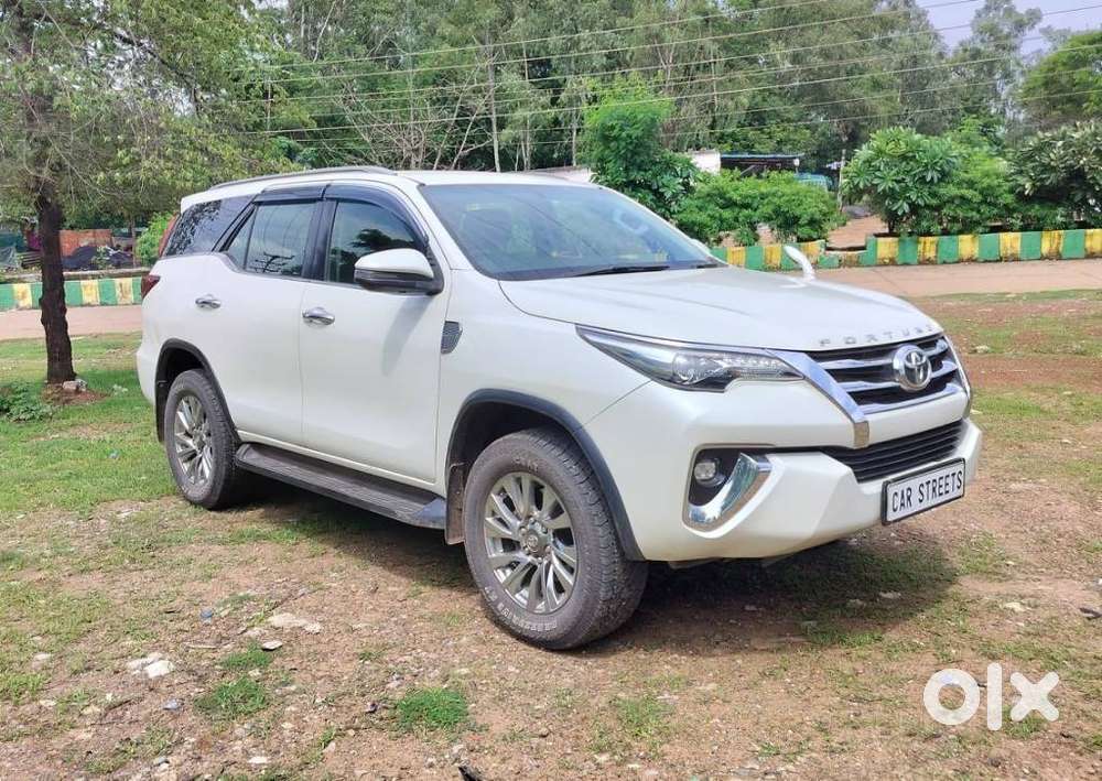 Toyota Fortuner 4x2 At 2.8 Diesel, 2020, Diesel