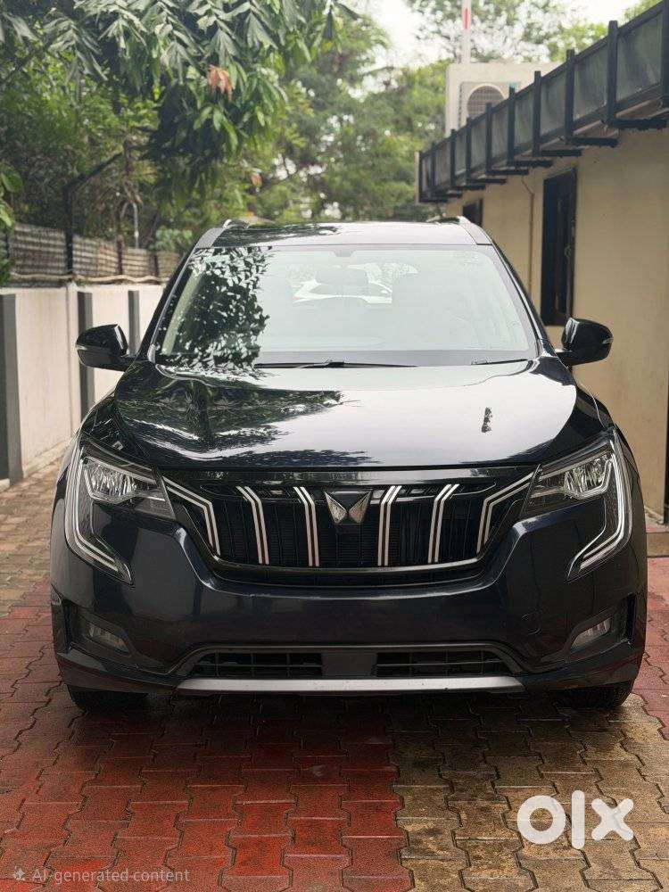 Mahindra Xuv700 2.0 Ax 5 Petrol At Str, 2022, Petrol