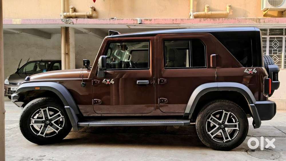 Mahindra Thar Roxx Diesel Automatic ₹5l Accesories Showroom Condition