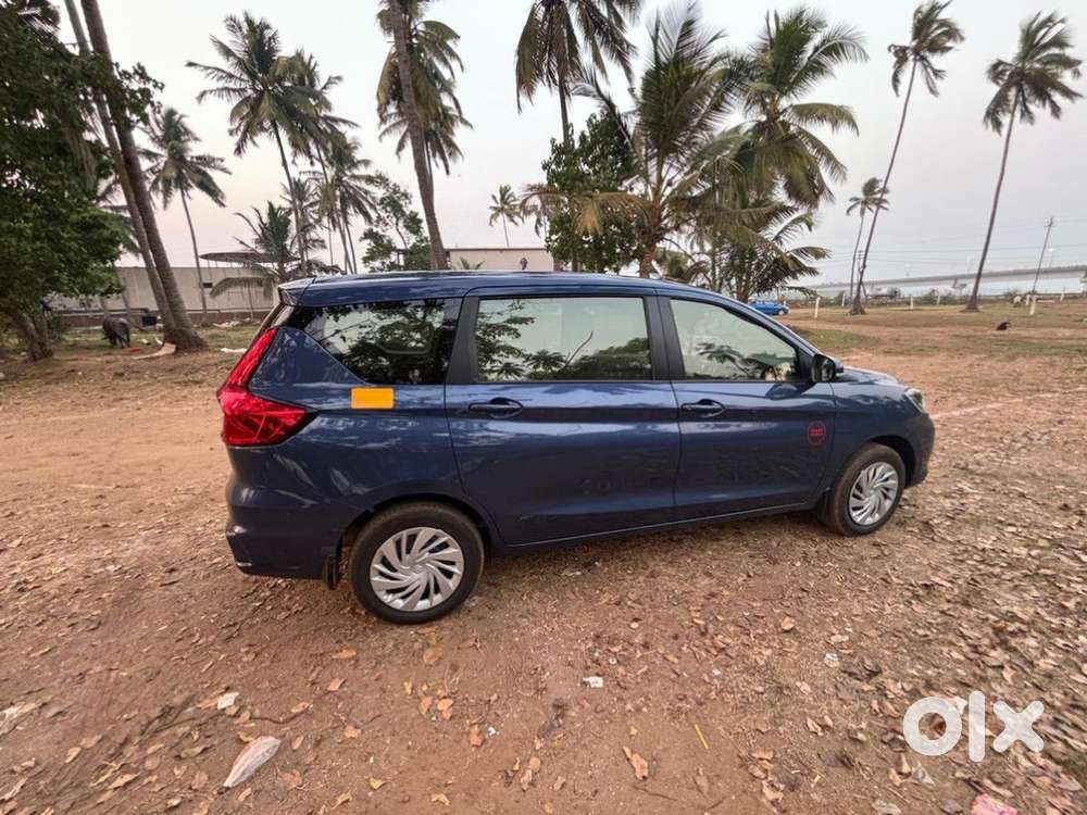 Toyota Rumion Petrol / Cng 80000 Km Driven