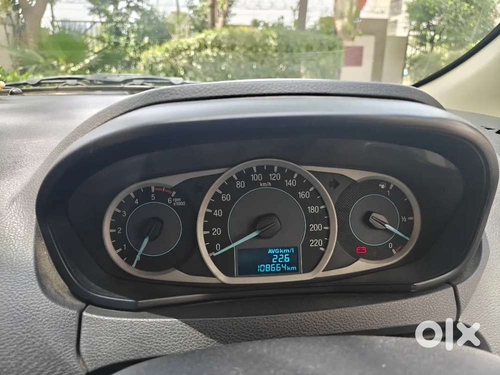 Pristine Red Ford Aspire For Sell