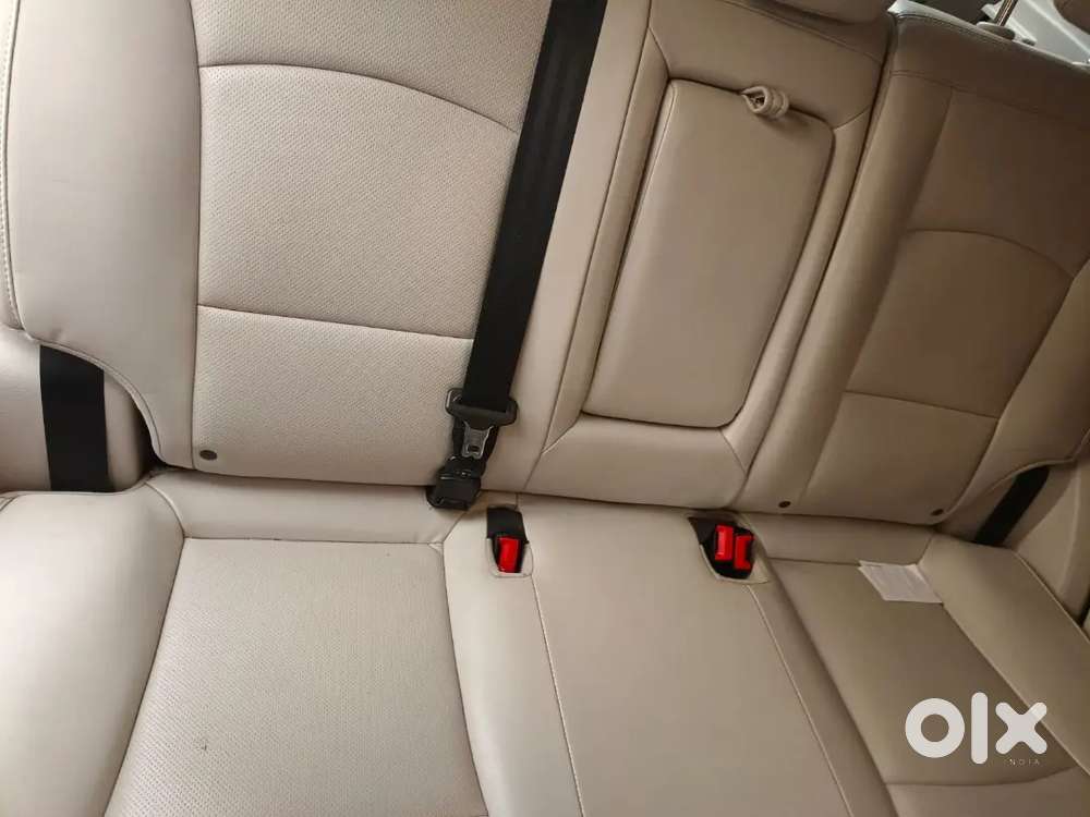 Mahindra Xuv300 Turbosport W8 2019