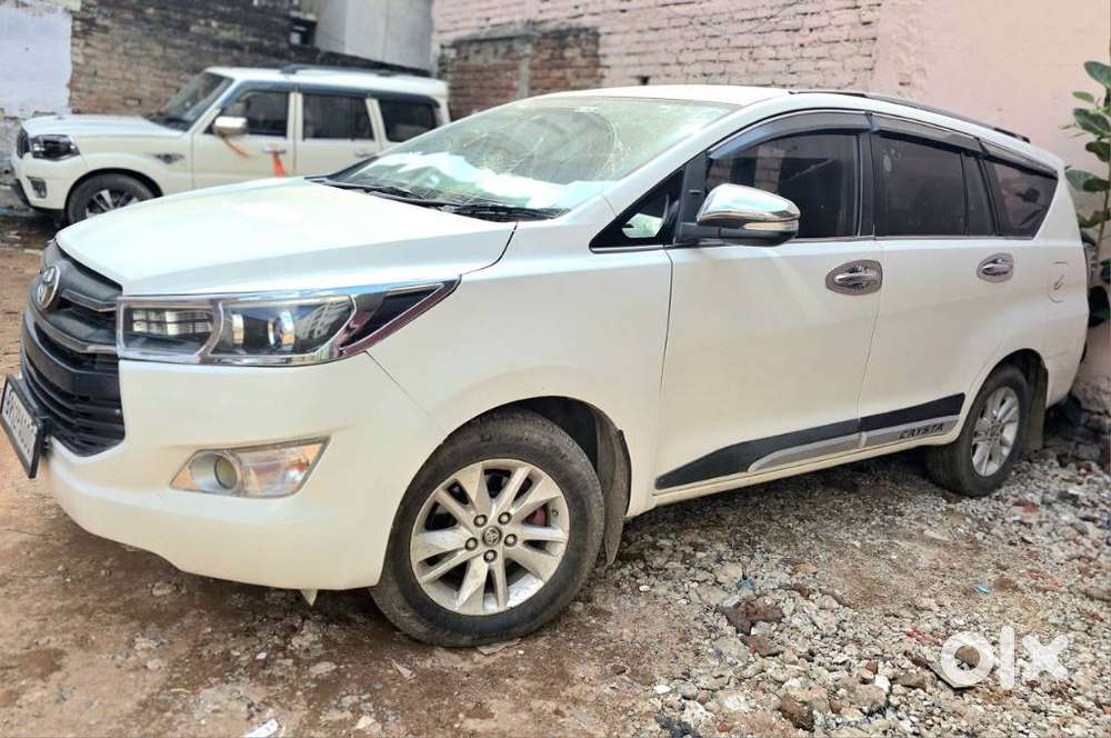 Toyota Innova Crysta 2.4 V, 2017, Diesel