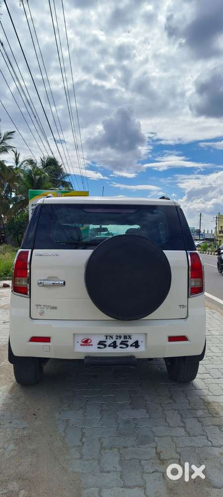 Mahindra Tuv 300 T6 Plus, 2016, Diesel