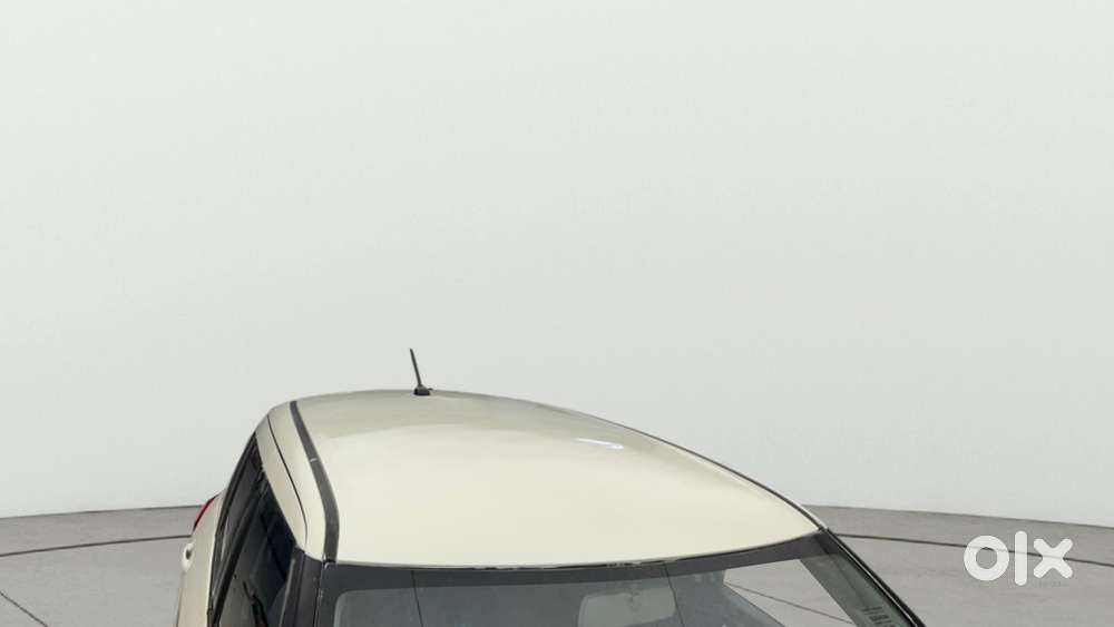 Maruti Suzuki Swift 1.2 Lxi (o), 2016, Petrol