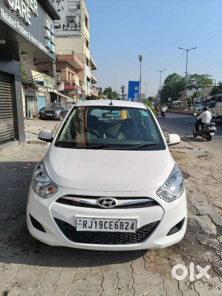 Hyundai I10 Sportz Petrol 2014