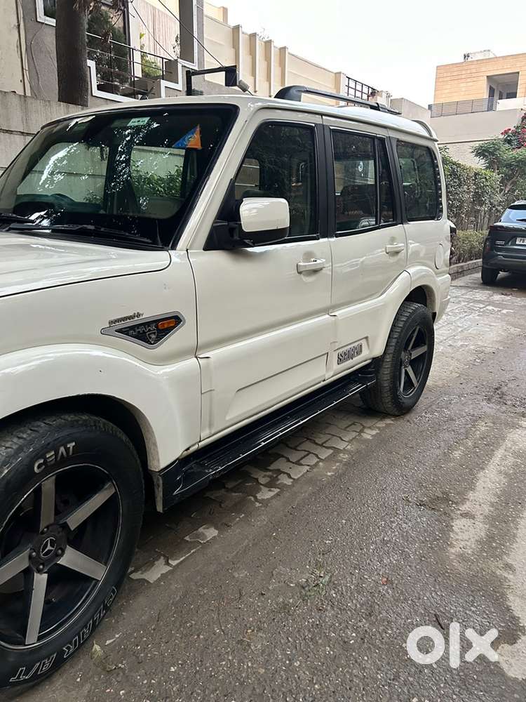 Mahindra Scorpio Diesel 2015