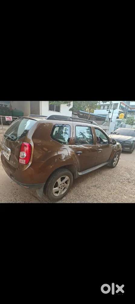 Renault Duster 2013 Diesel 145000 Km Driven No Insurance