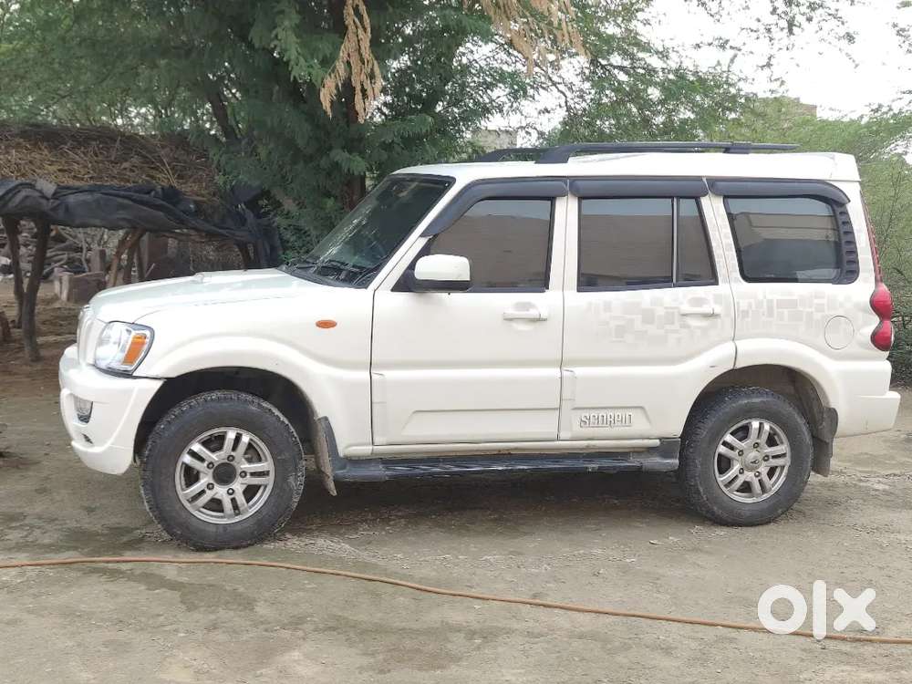 Mahindra Scorpio 2014