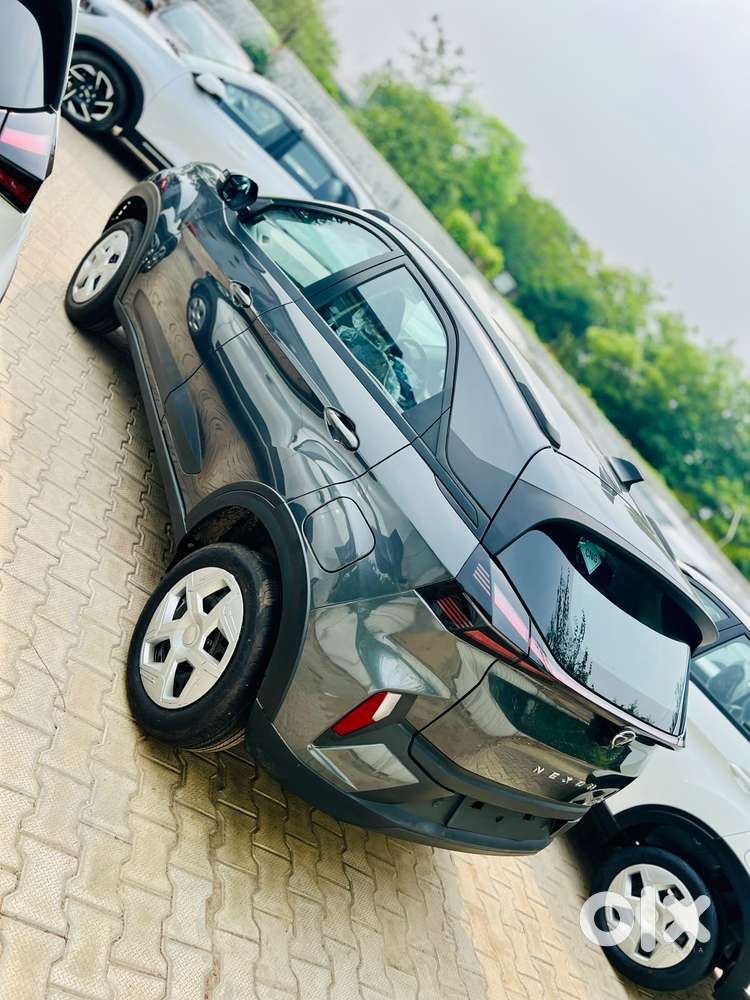 Tata Nexon, 2026, Cng & Hybrids