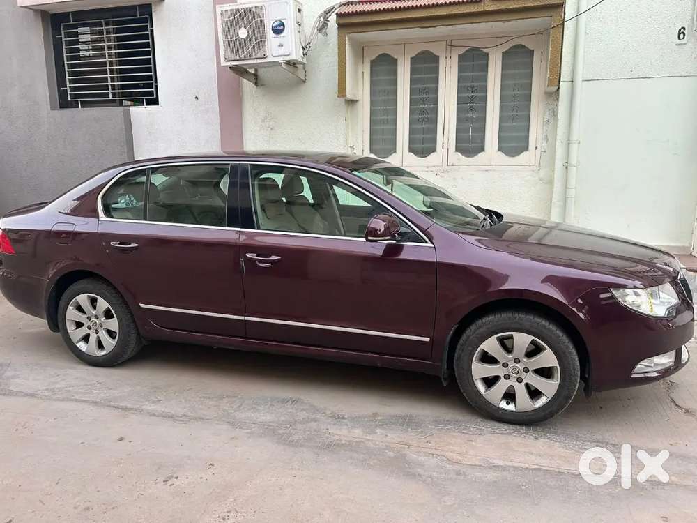 Skoda Superb Elegance 1.8 Tsi