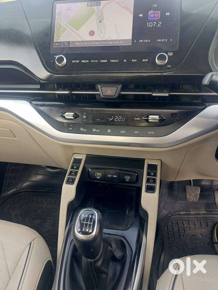 Kia Carens 1.5 Luxury Plus Turbo 6 Str, 2022, Diesel