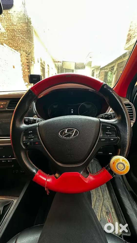 Hyundai I20 2017 Petrol 70000 Km Driven