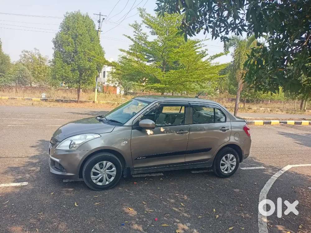 Maruti Suzuki Swift Dzire 2017 Diesel 75000 Km Driven