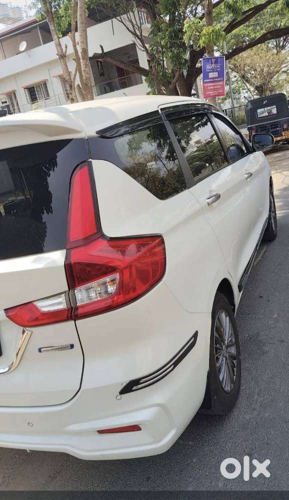 Maruti Suzuki Ertiga 1.5 Vxi, 2021, Petrol