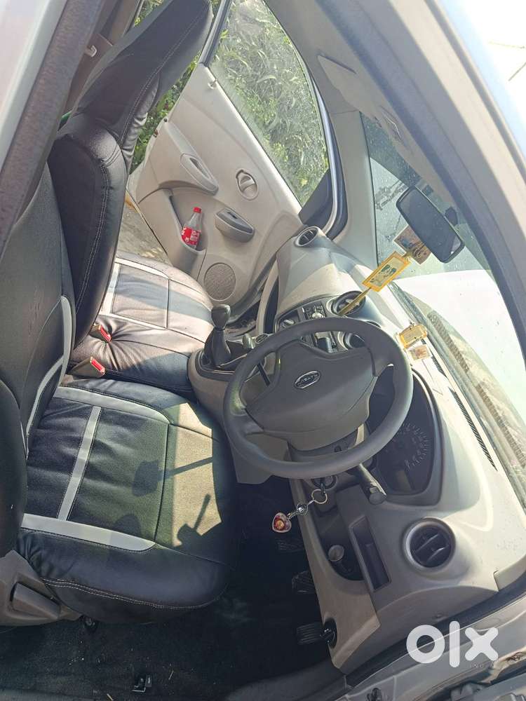 Nissan Tiida 2014 Model