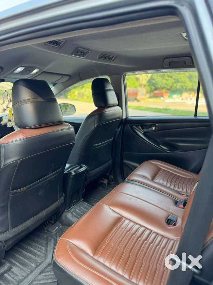 Toyota Innova Crysta 2.4 G Mt 8s, 2020, Diesel