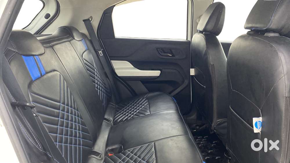 Tata Punch Camo Adventure Mt, 2022, Petrol