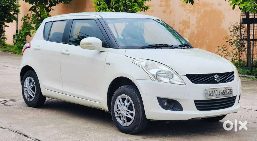 Maruti Suzuki Swift Vxi Abs Bsiv, 2014, Cng & Hybrids