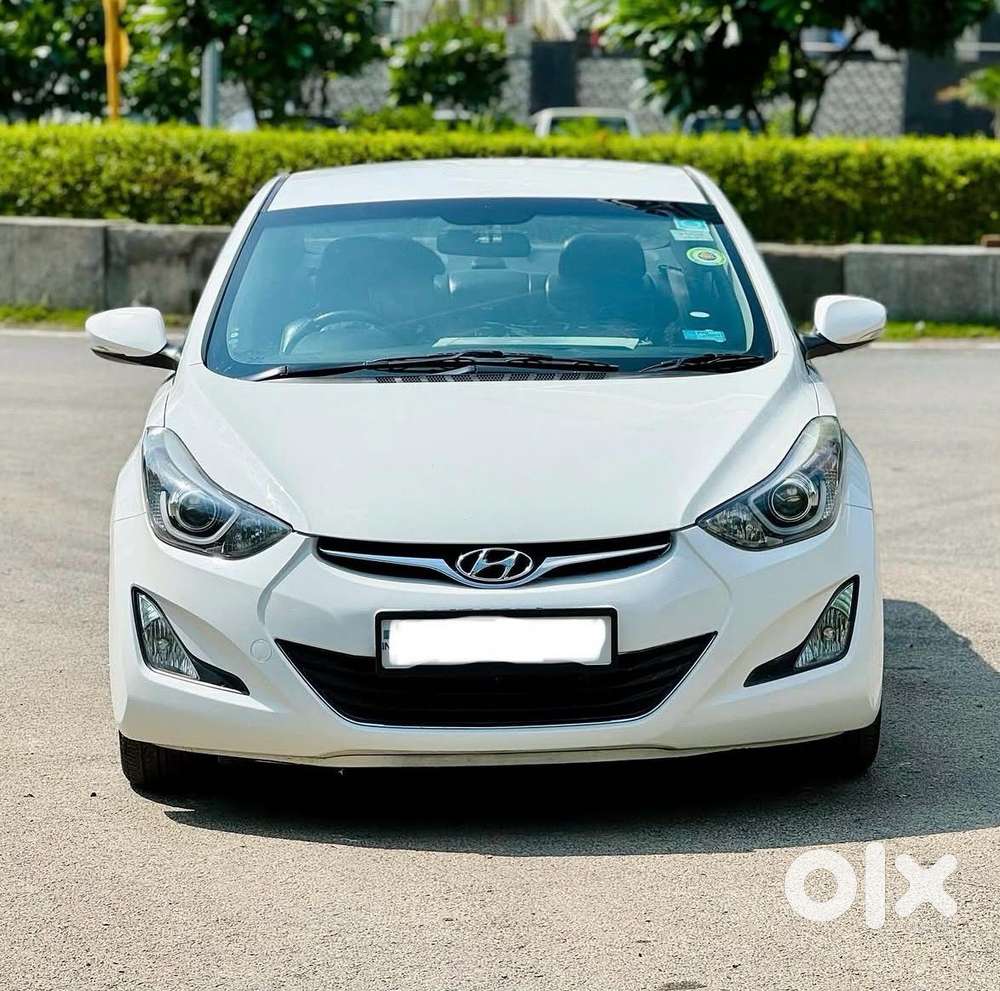 Hyundai Elantra 1.8 Sx Mt, 2015, Petrol