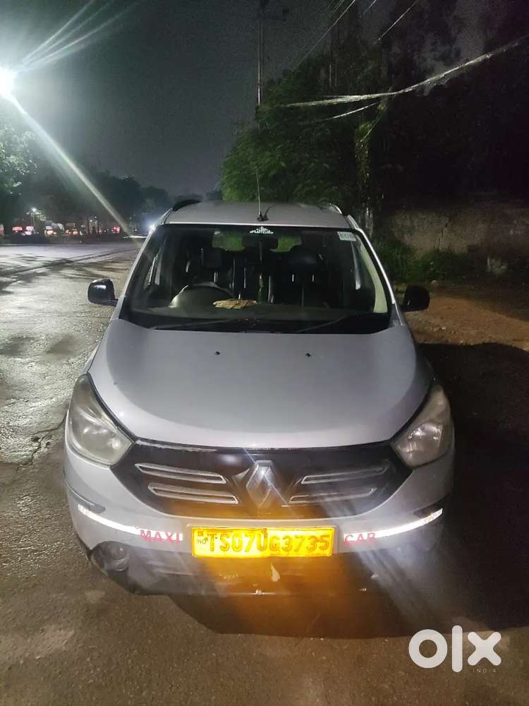 Renault Lodgy 2019 Diesel 200000 Km Driven