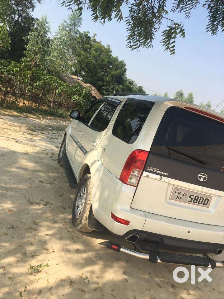 Tata Safari Storme Diesel 2016