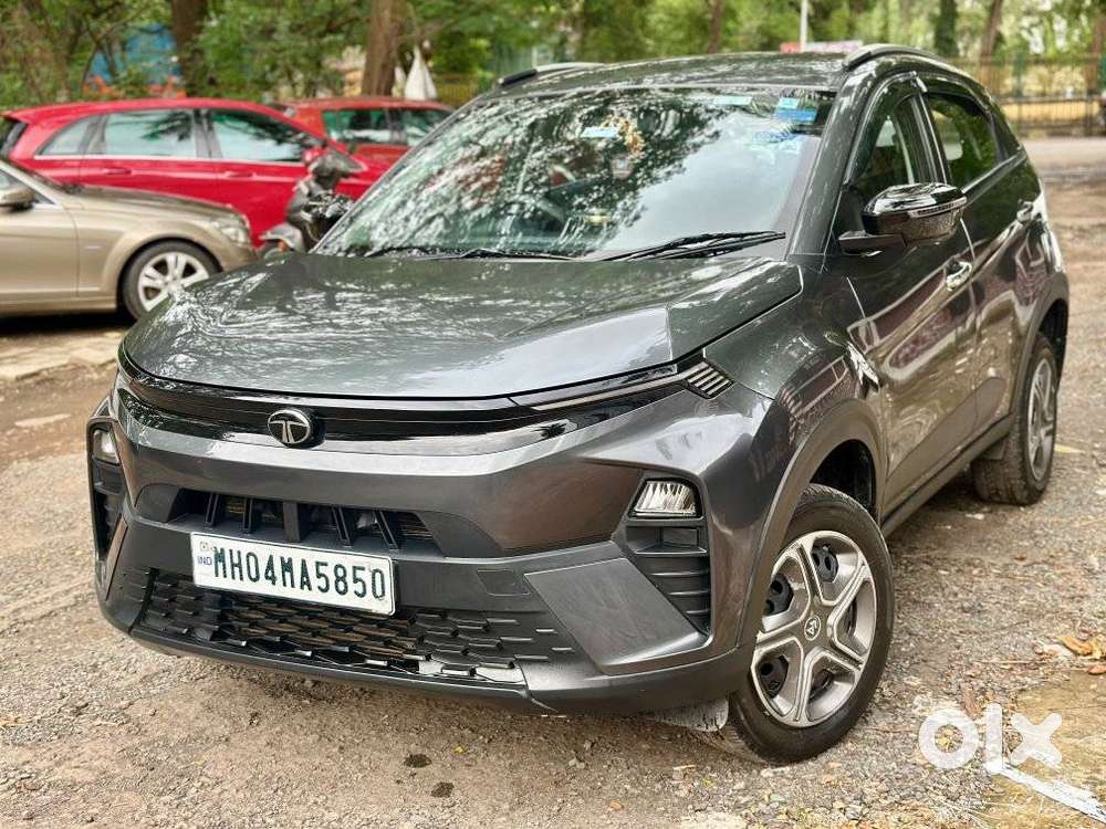 Tata Nexon Pure Plus (s) Petrol Amt, 2024, Petrol