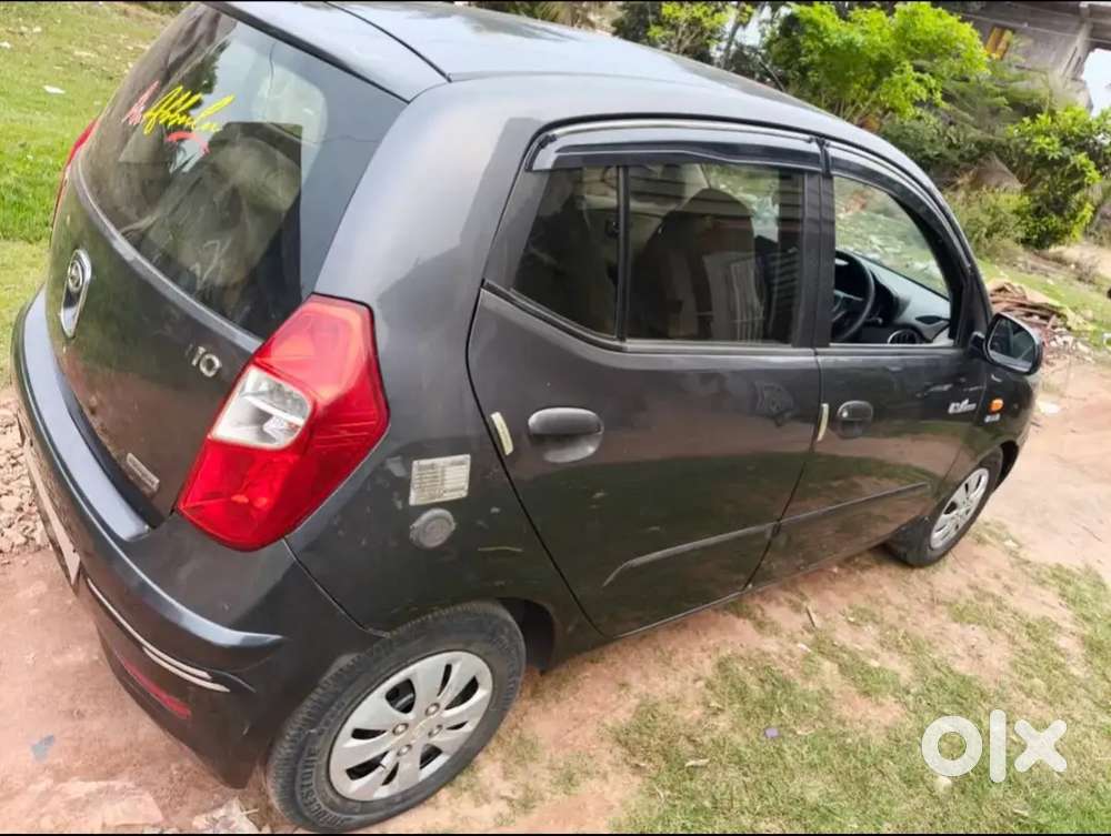 Hyundai I10 2012 Petrol 98000 Km Driven