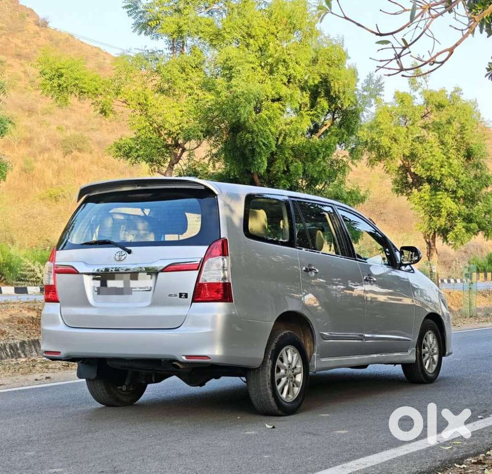 Toyota Innova 2.5 Z Diesel 7 Seater Bs Iv, 2014, Diesel