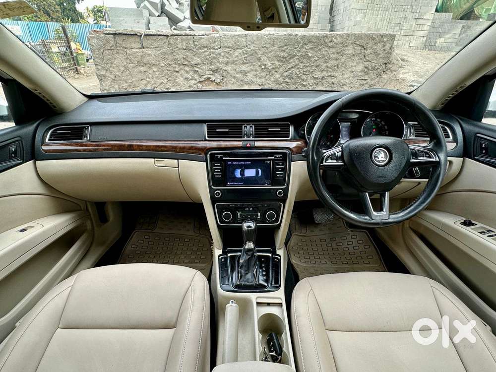 Skoda Superb 2013-2015 Elegance 1.8 Tsi At, 2014, Petrol