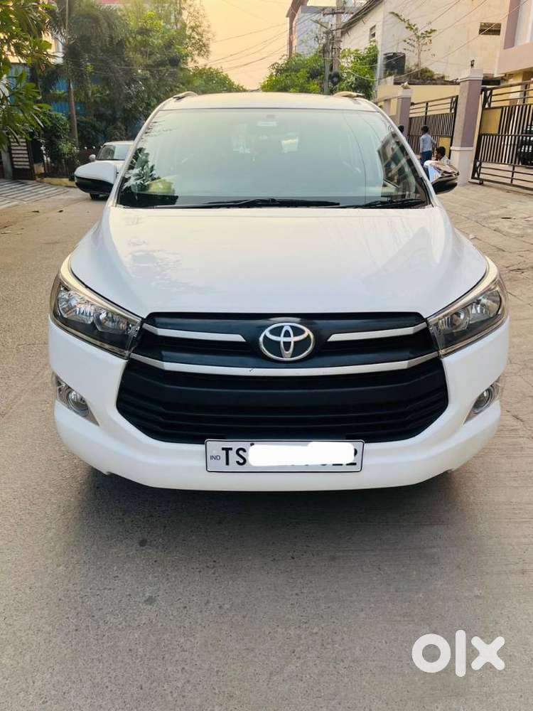 Toyota Innova Crysta 2.4 G Mt 8s, 2018, Diesel