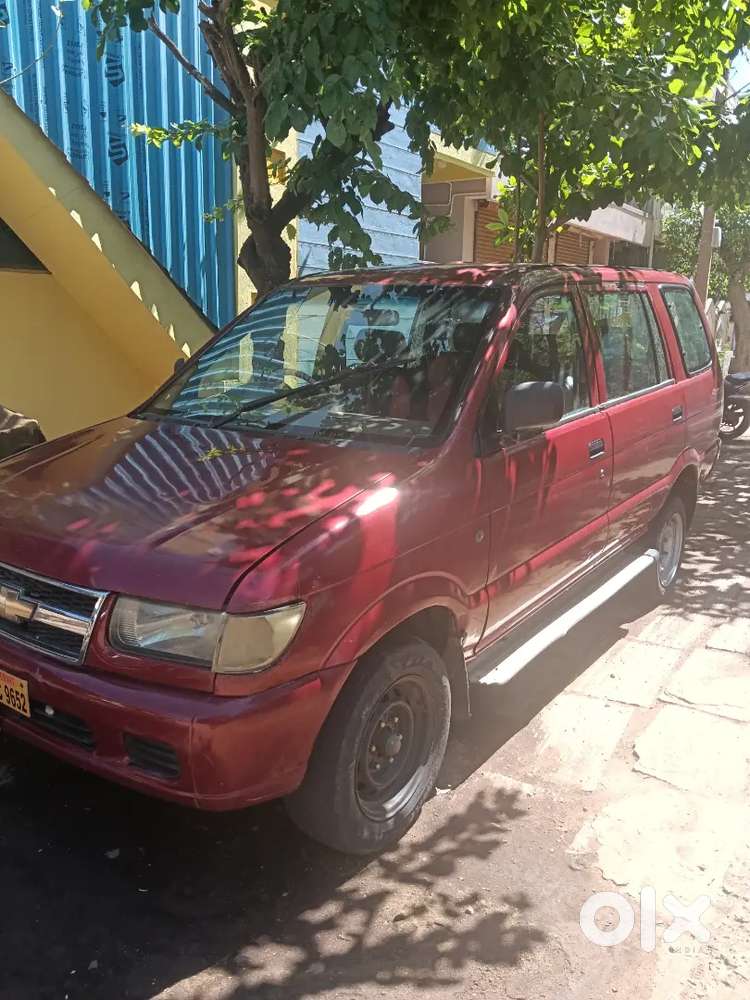 Chevrolet Tavera 2011 Diesel Well Maintained