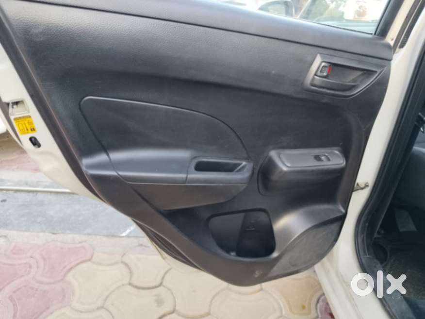 Maruti Suzuki Swift 1.2 Lxi (o), 2013, Petrol