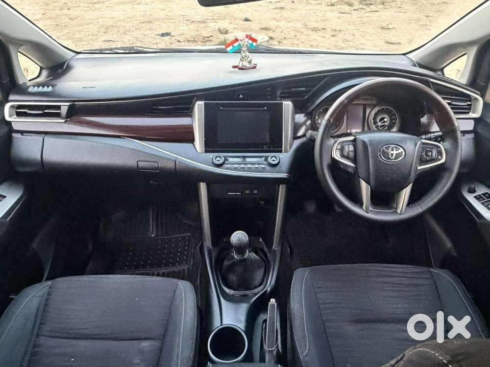 Toyota Innova Crysta 2.7 Vx Mt, 2017, Diesel