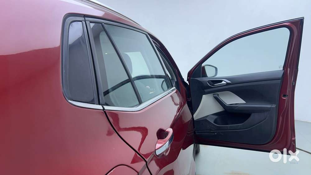 Volkswagen Taigun Topline 1.0 Tsi At (electric Seats), 2022, Petrol