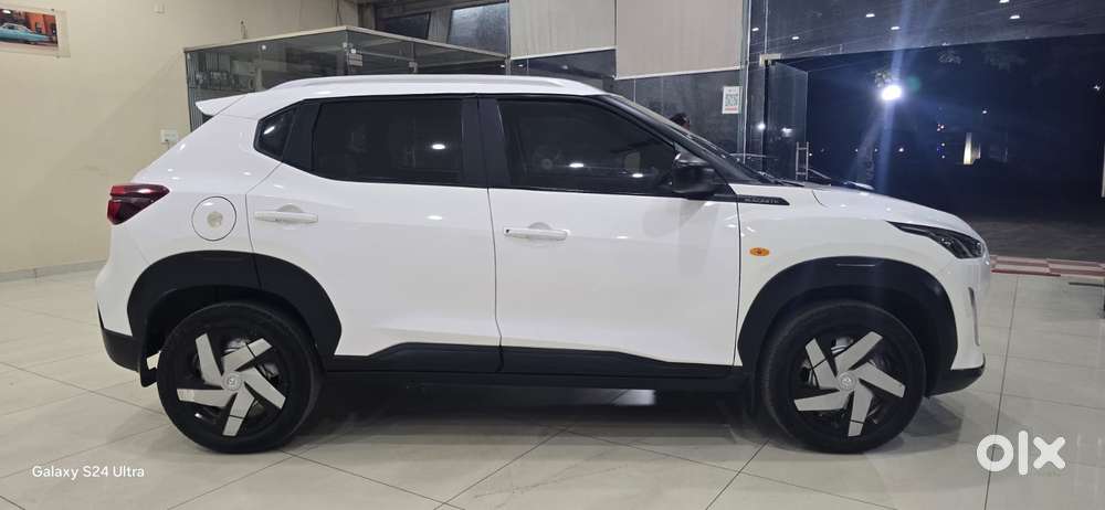 Nissan Magnite 1.0 Xv, 2023, Petrol