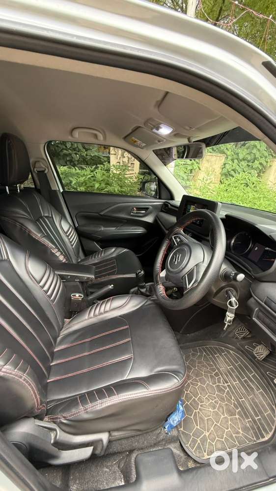 Maruti Suzuki Swift Vxi 2025