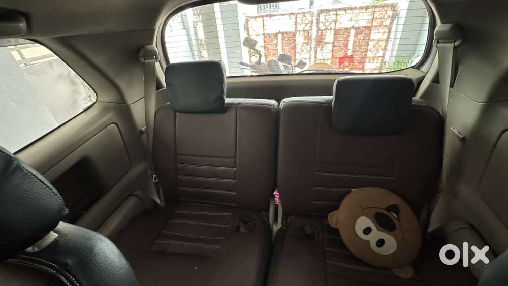 Toyota Innova 2.5 Ev Diesel Ms 7 Str Bsiii, 2012, Diesel