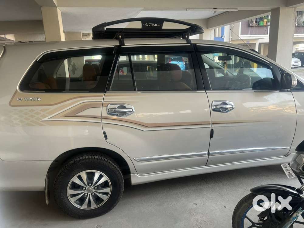 Toyota Innova 2016 Diesel Well Maintained