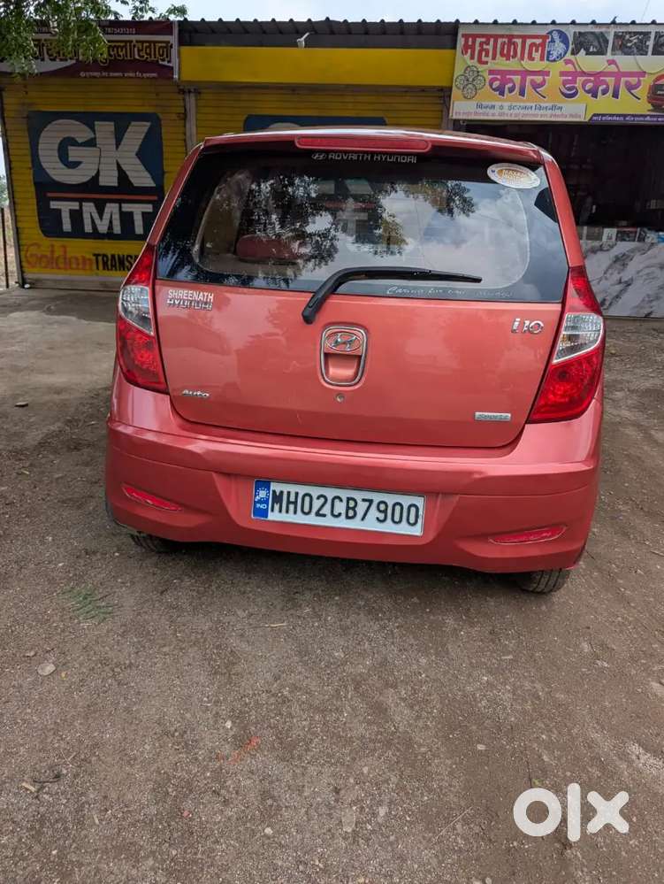 Hyundai I10 Sportz Autoclutch Petrol+lpg Car