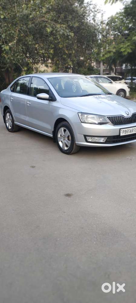 Skoda Rapid 1.0 Ambition Tsi, 2017, Petrol