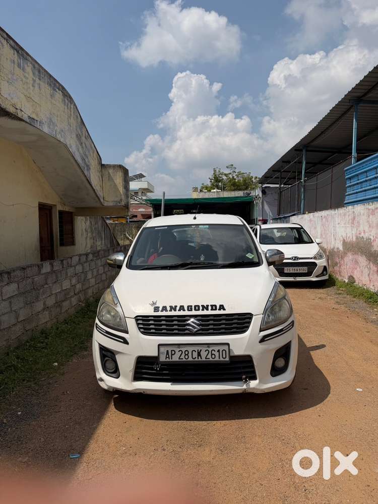 Maruti Suzuki Ertiga 2013