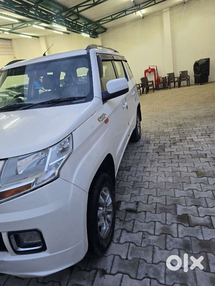 Mahindra Tuv 300 T8, 2016, Diesel