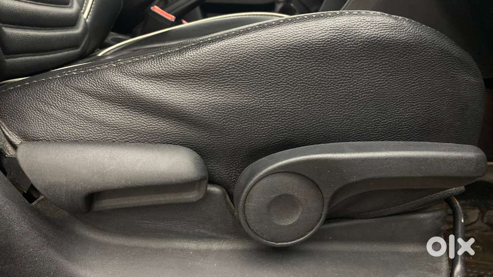 Maruti Suzuki Vitara Brezza Zdi Plus Dual Tone, 2017, Diesel